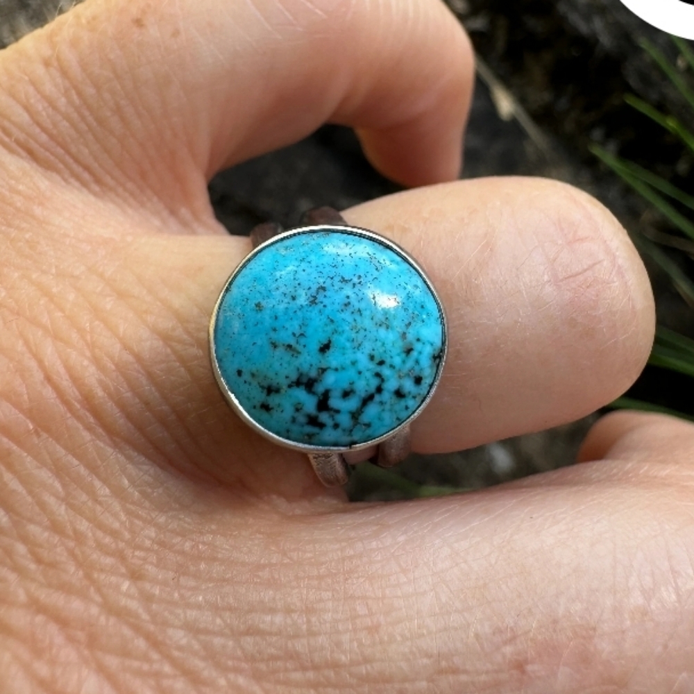 Kingman Turquoise and Sterling Silver Women's Ring